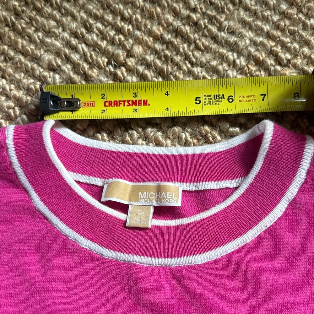 ⚜️ MICHAEL KORS Women’s Fuchsia Short Sleeve Sweater Size Small ⚜️ - Picture 11 of 15